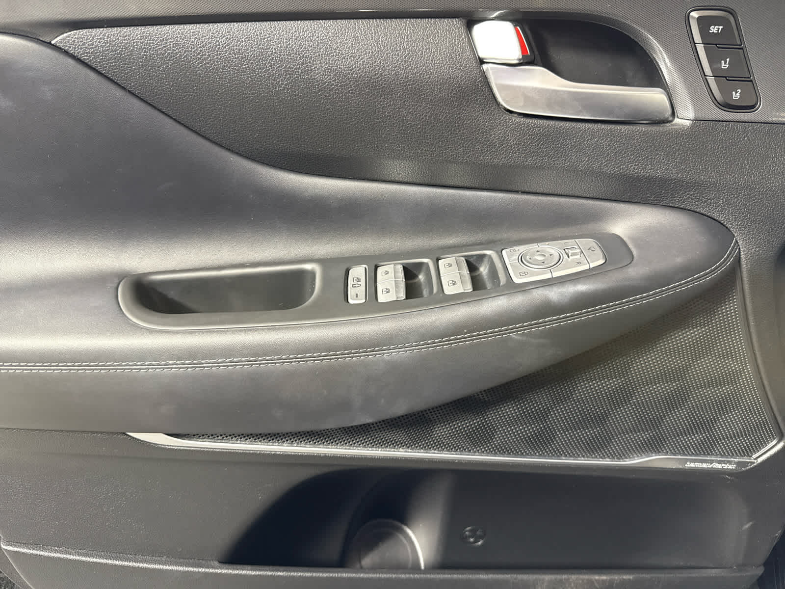 2022 Hyundai Santa Fe Calligraphy photo 14