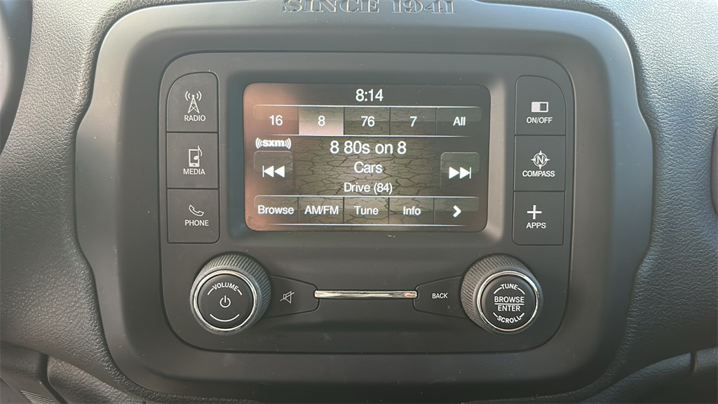 2017 Jeep Renegade Latitude North Edition photo 24