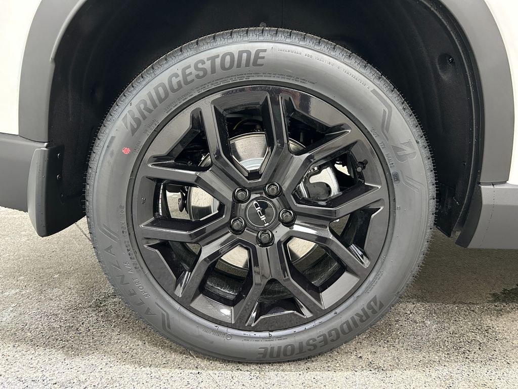 2025 Honda Pilot Touring photo 4
