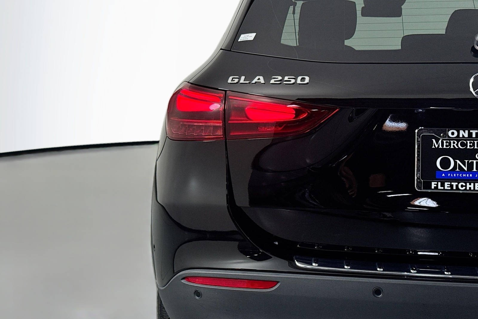 2025 Mercedes Benz GLA 250 photo 13