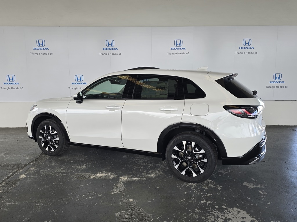 2026 Honda HR-V EX-L photo 2