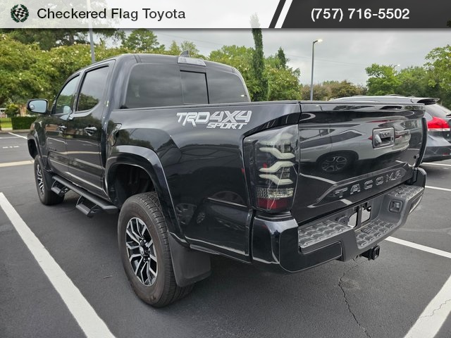 2020 Toyota Tacoma TRD Sport photo 4