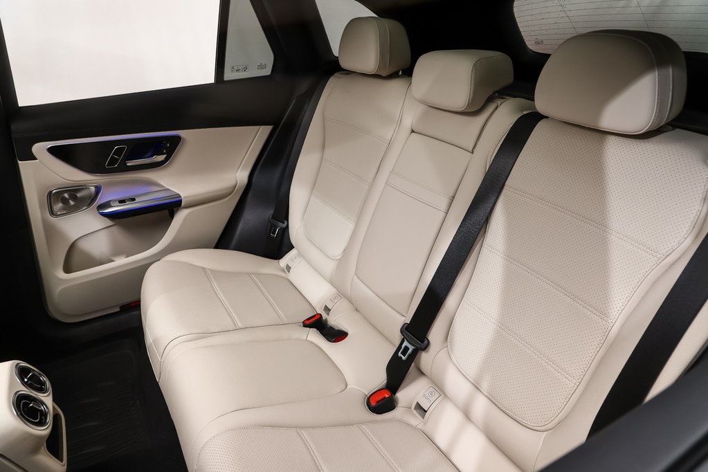 2025 Mercedes Benz GLC 300 4MATIC photo 10