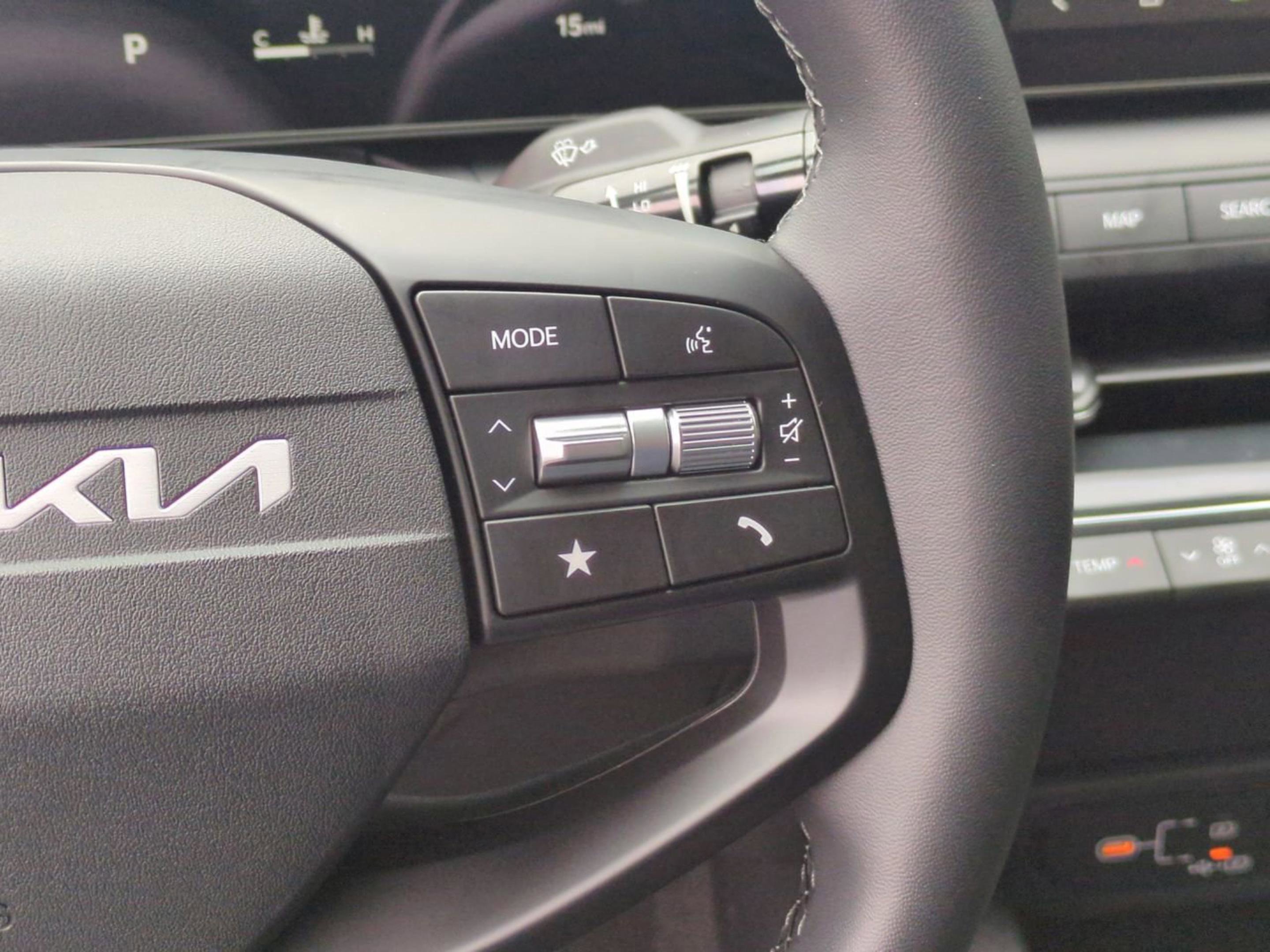 2025 Kia K4 EX photo 15