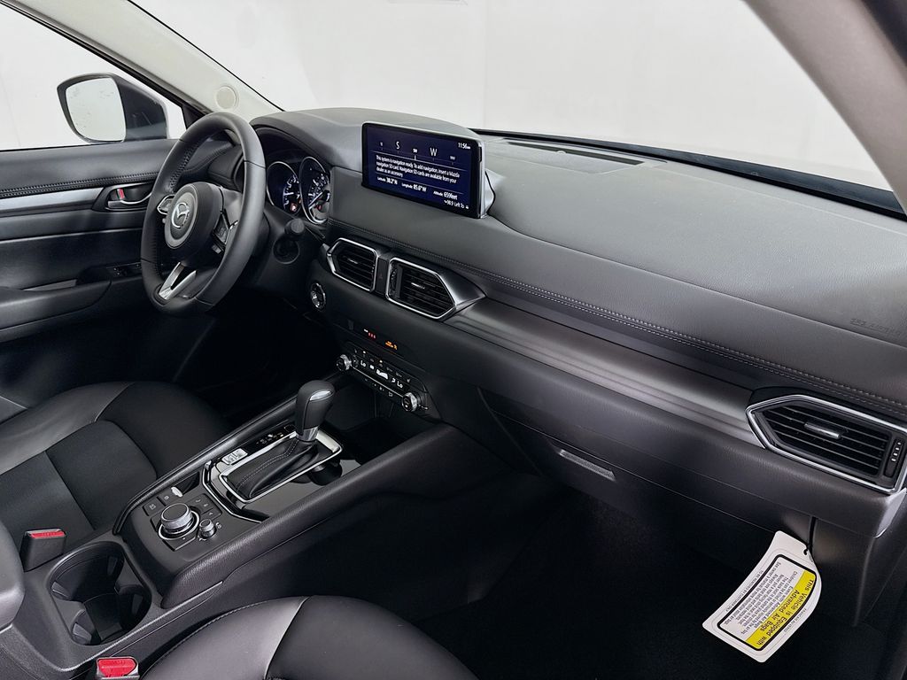 2025 Mazda CX-5 2.5 Select photo 27