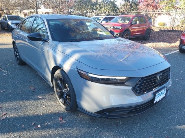 2025 Honda Accord SE's photo