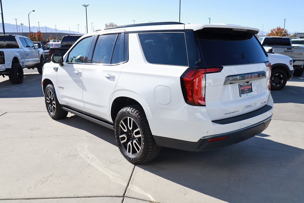 2022 Gmc Yukon AT4 photo 3