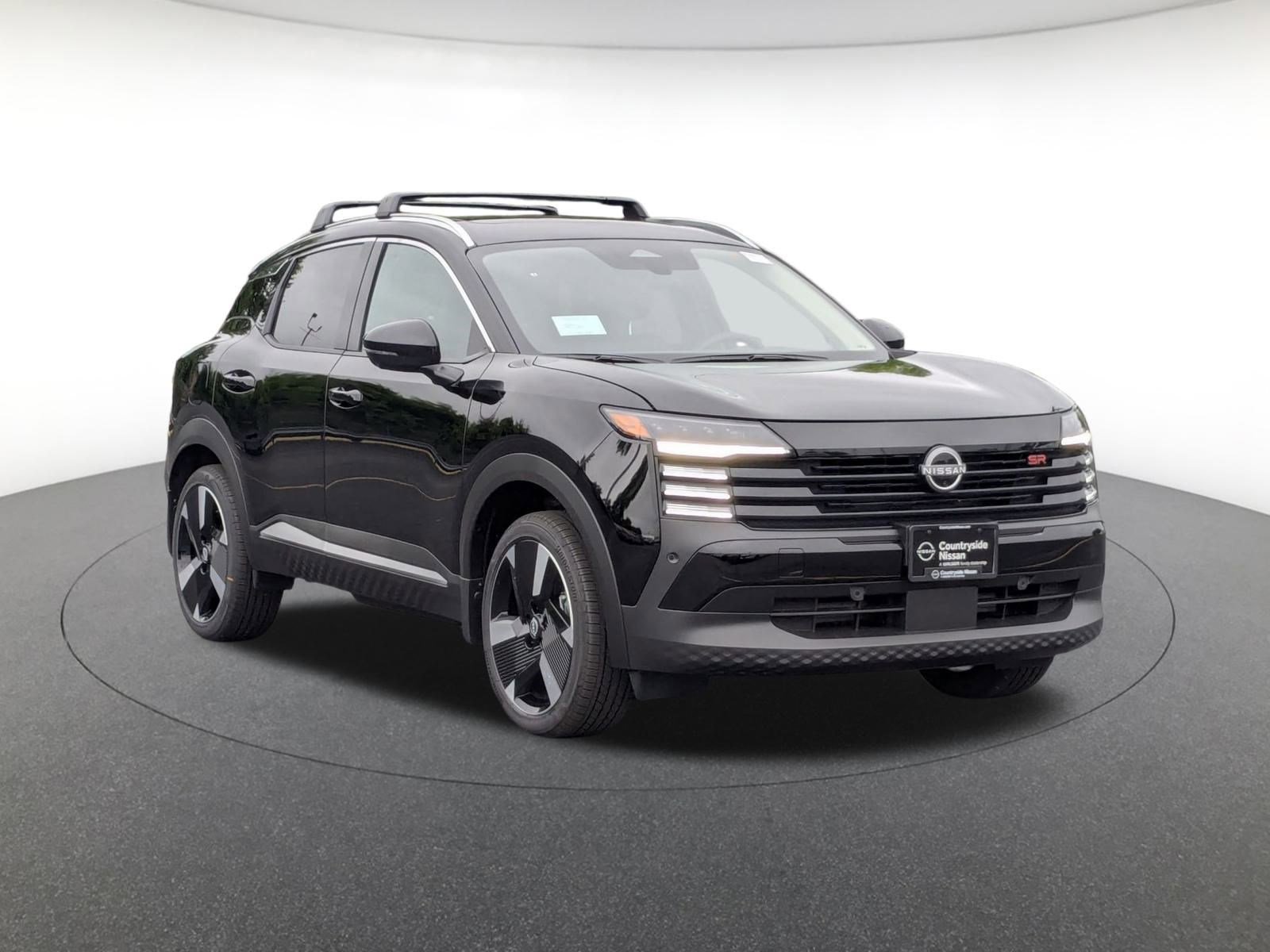 2025 Nissan Kicks SR photo 3