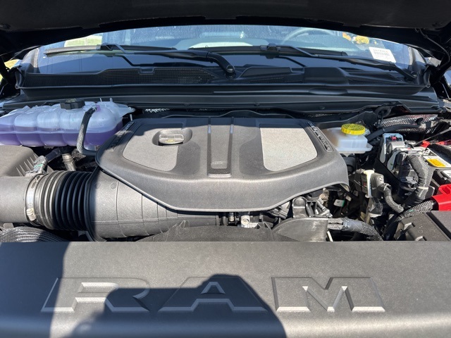 2025 Ram 1500 Laramie photo 15