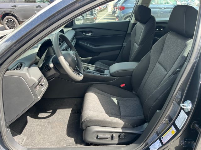 2025 Honda Accord SE photo 13
