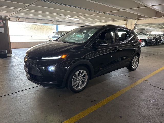 2023 Chevrolet Bolt EUV LT's photo