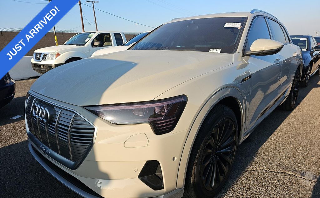 2019 Audi e-tron Prestige