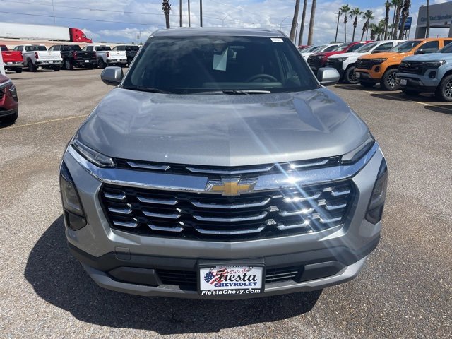 2026 Chevrolet Equinox LT photo 2