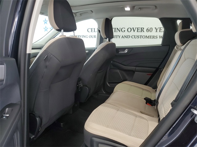 2021 Ford Escape SE photo 25