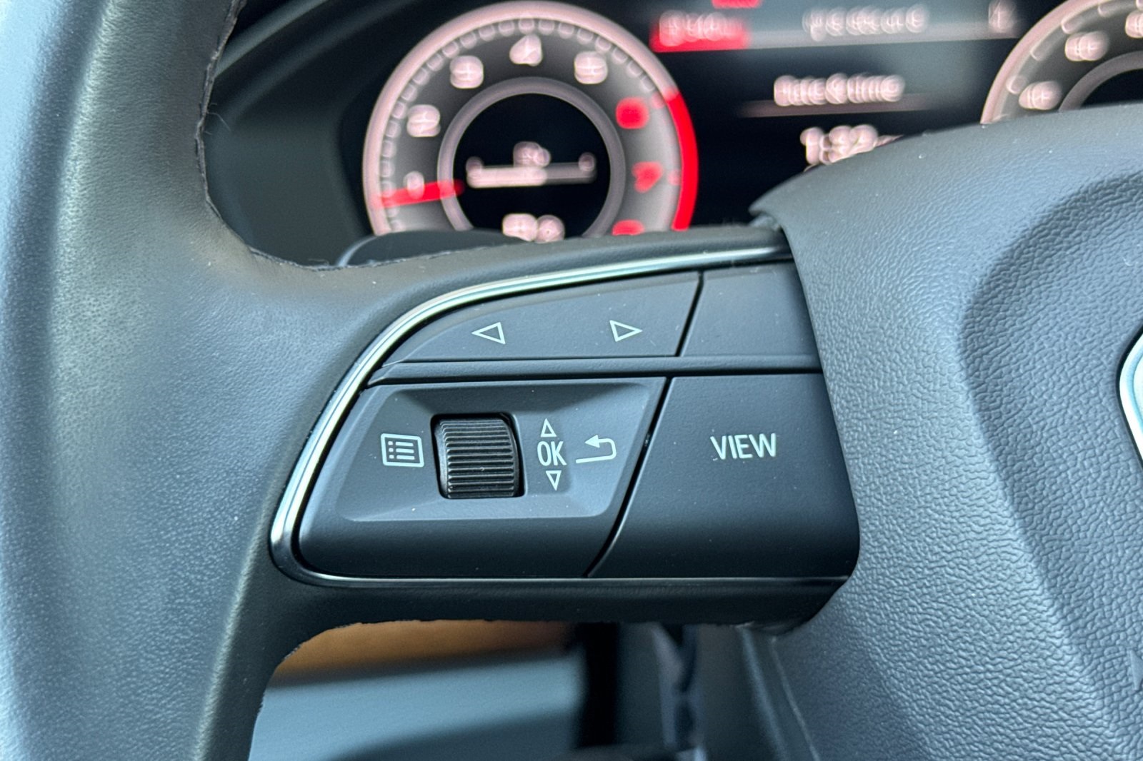 2024 Audi Q5 40 Premium Plus photo 25