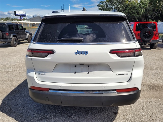2023 Jeep Grand Cherokee Limited photo 2