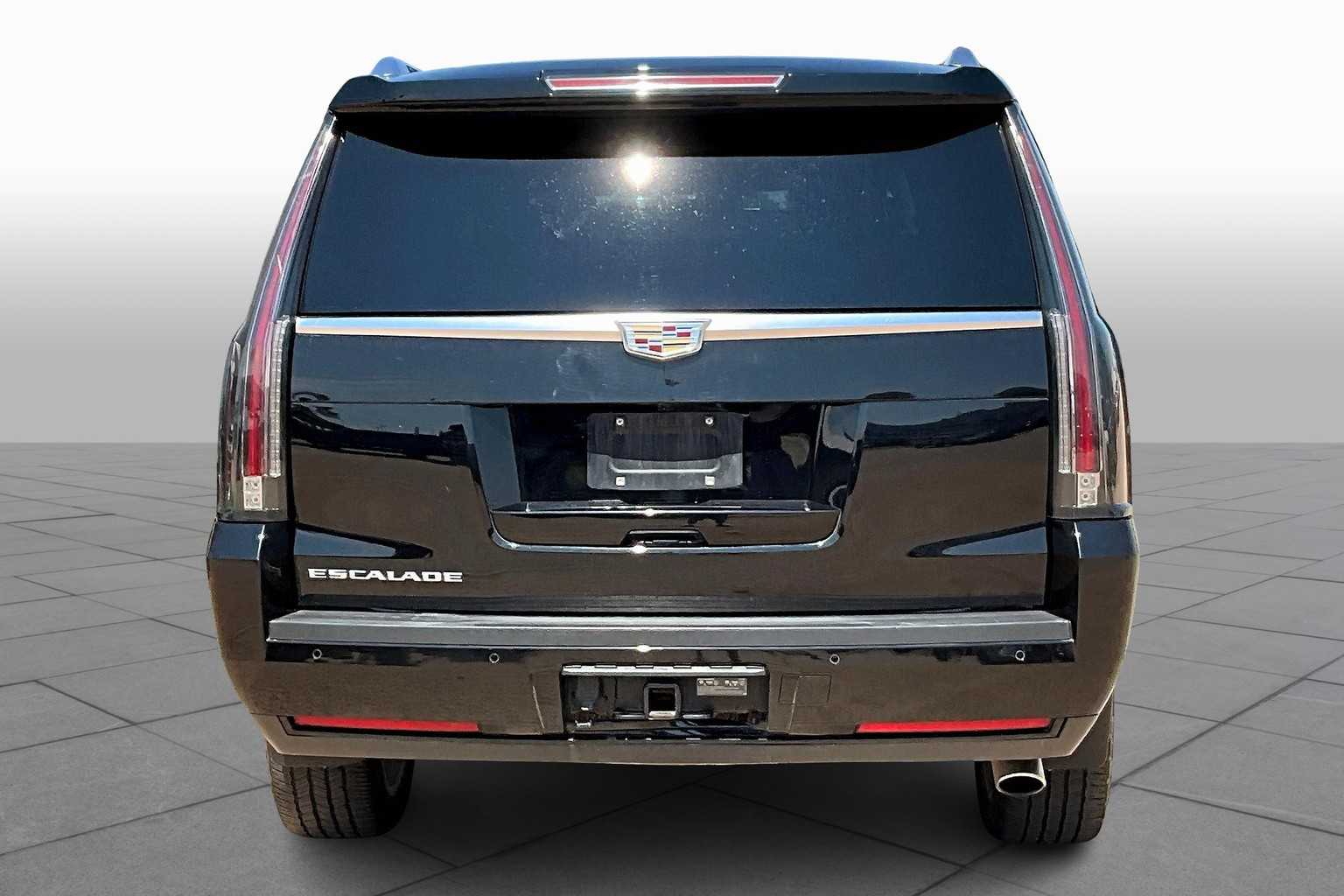 2020 Cadillac Escalade ESV photo 4