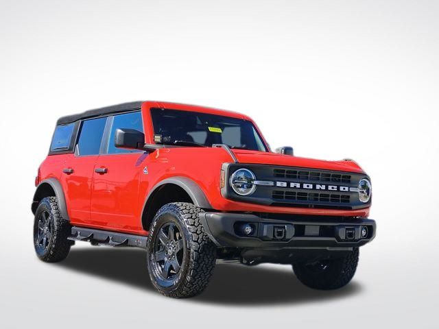 2022 Ford Bronco 4-Door Black Diamond