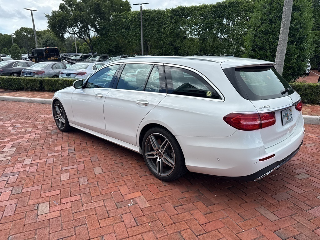 2018 Mercedes Benz E 400 4MATIC photo 5