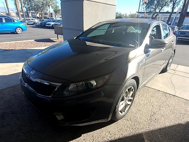 2011 Kia Optima LX's photo