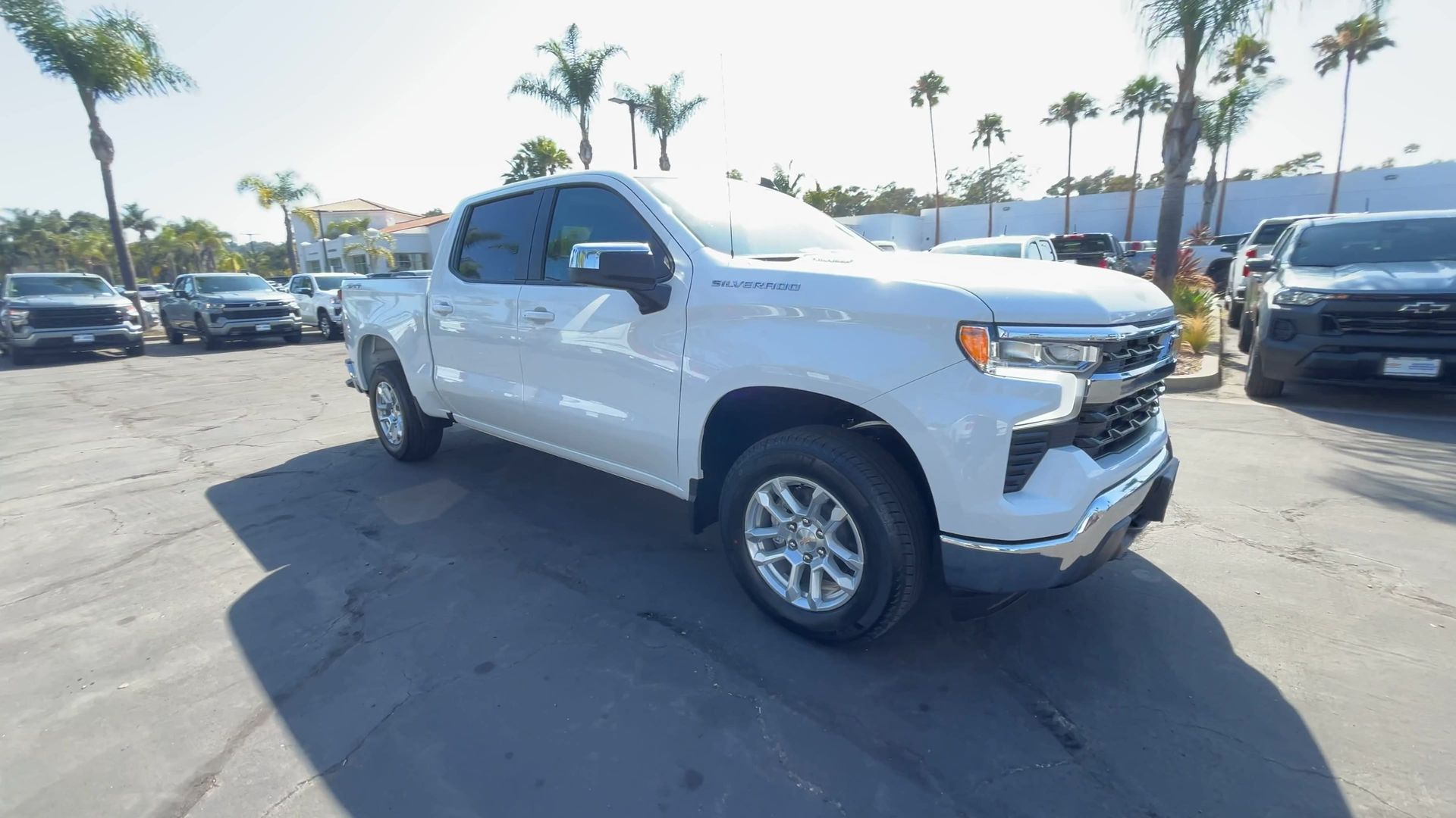 2025 Chevrolet Silverado 1500 LT photo 2
