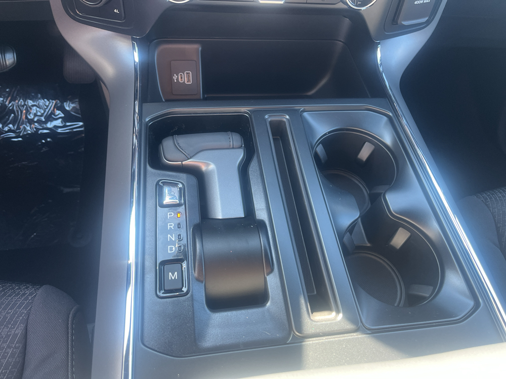2025 Ford F-150 XLT photo 26