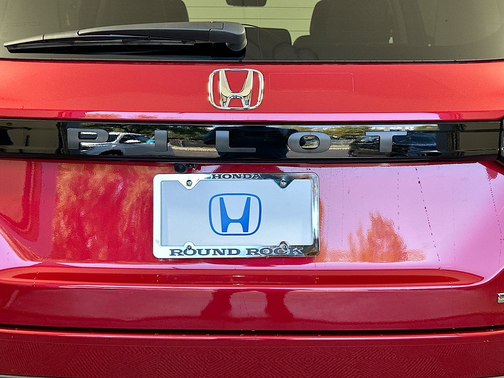 2025 Honda Pilot Touring photo 22
