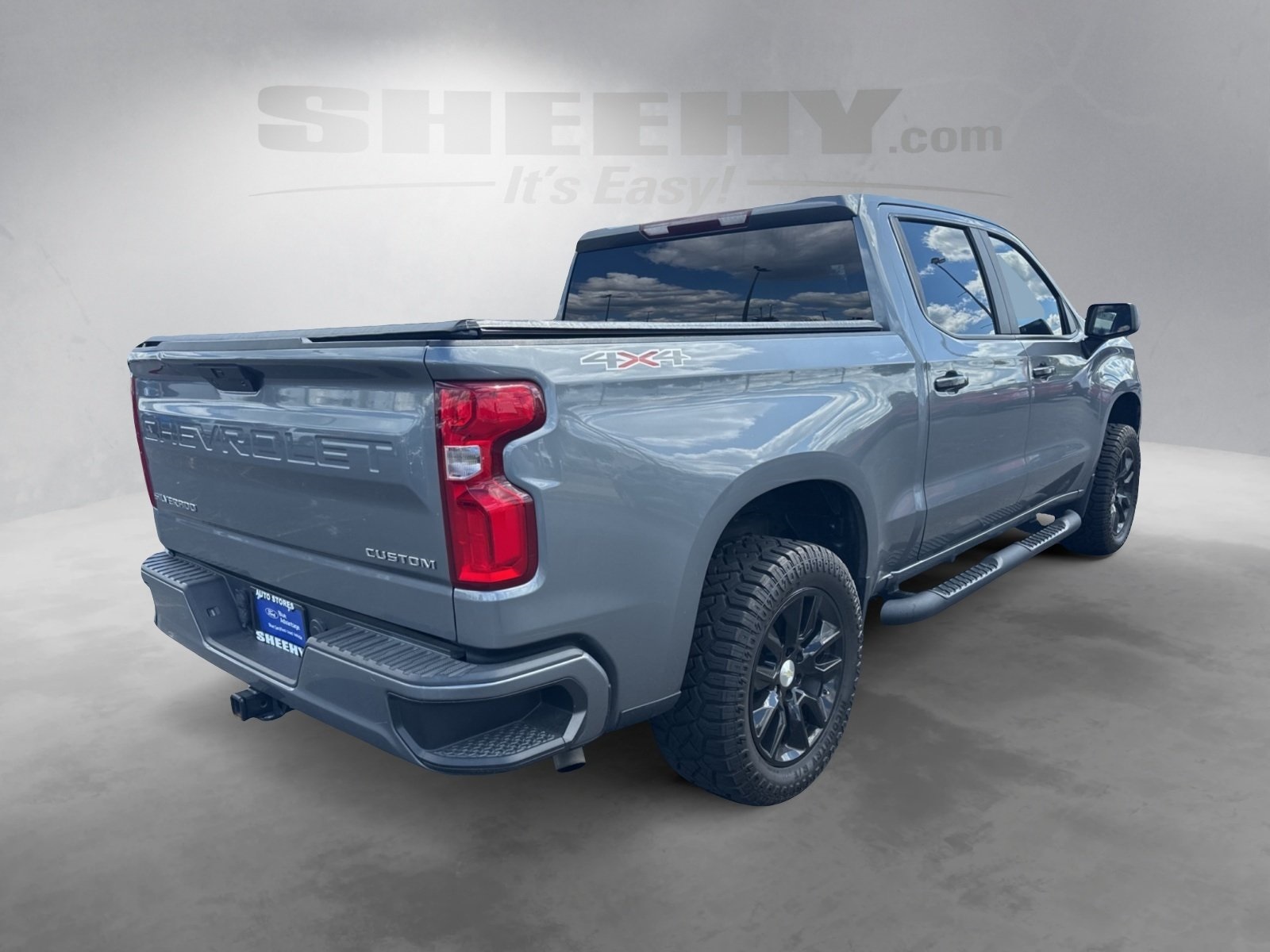2021 Chevrolet Silverado 1500 Custom photo 4