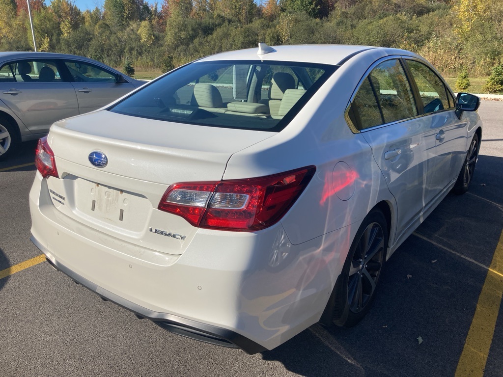 2019 Subaru Legacy 2.5i Limited photo 4