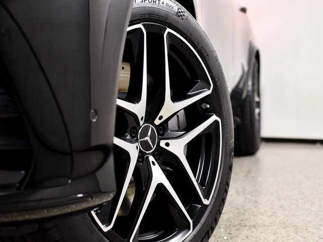 2026 Mercedes Benz GLE 53 AMG 4MATIC photo 4