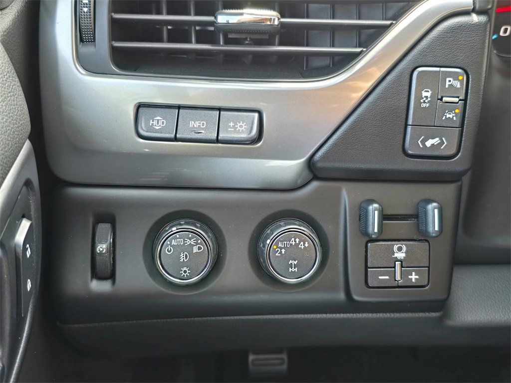 2018 Chevrolet Tahoe Premier photo 16