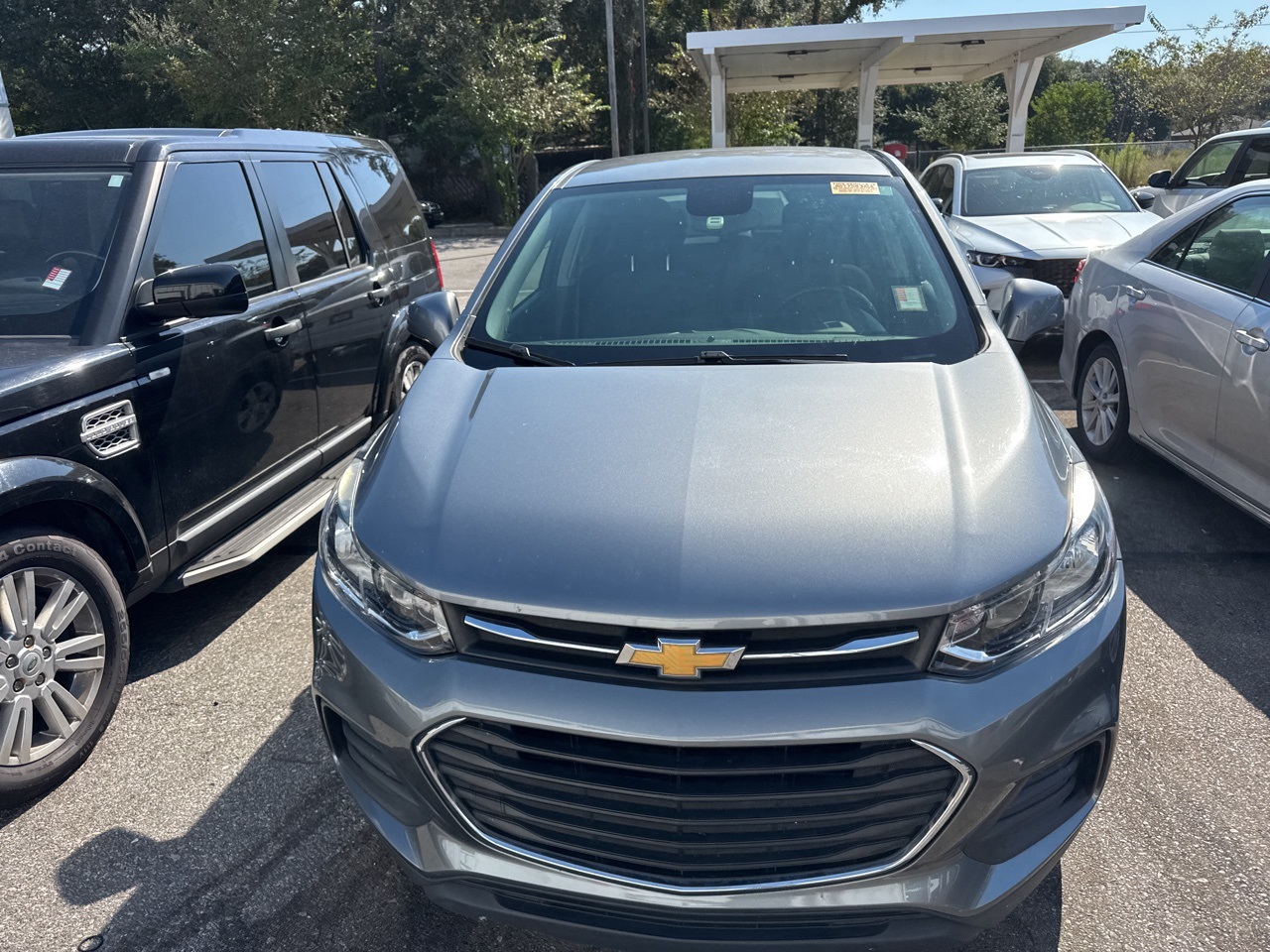 2020 Chevrolet Trax LS photo 3