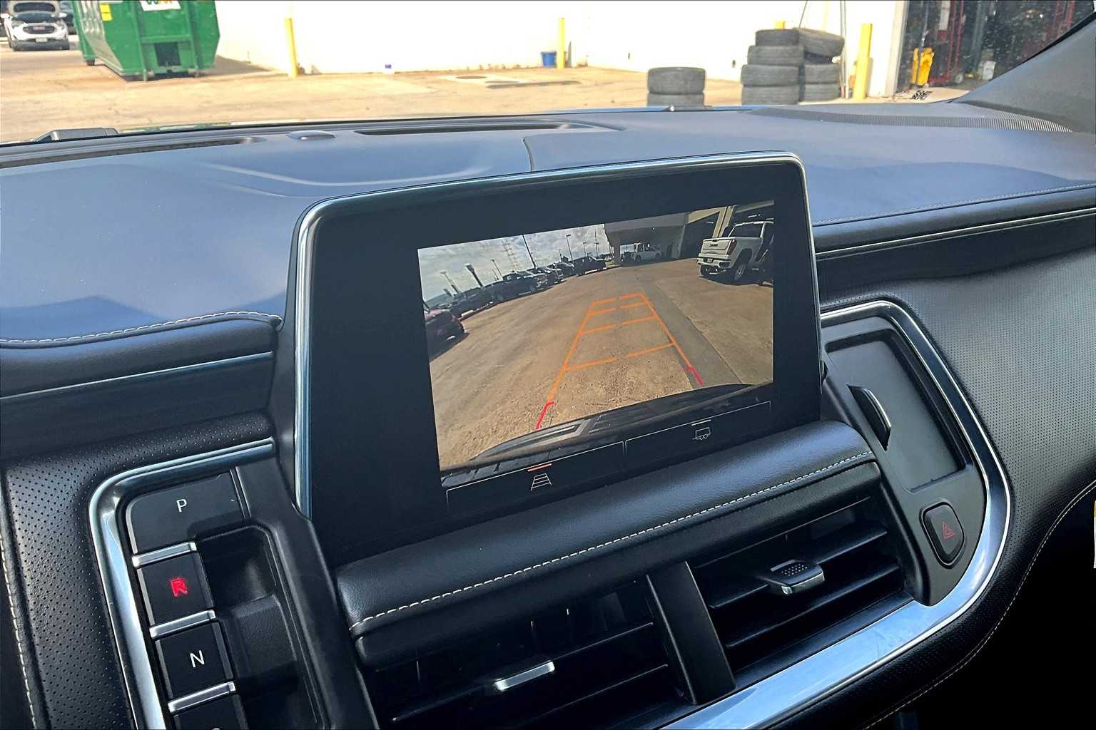 2023 Gmc Yukon SLT photo 25
