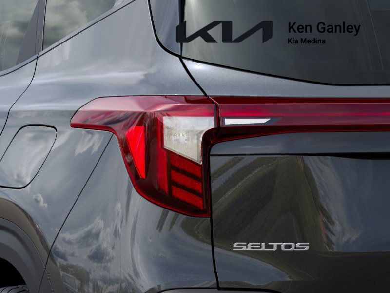 2026 Kia Seltos S photo 5