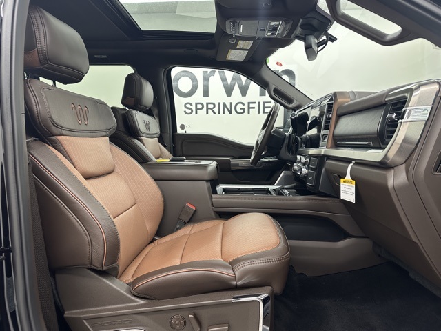 2026 Ford F-350 King Ranch photo 9