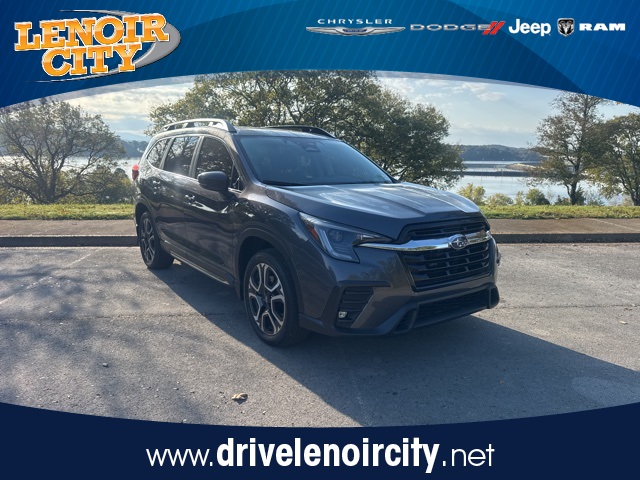 2024 Subaru Ascent Limited's photo