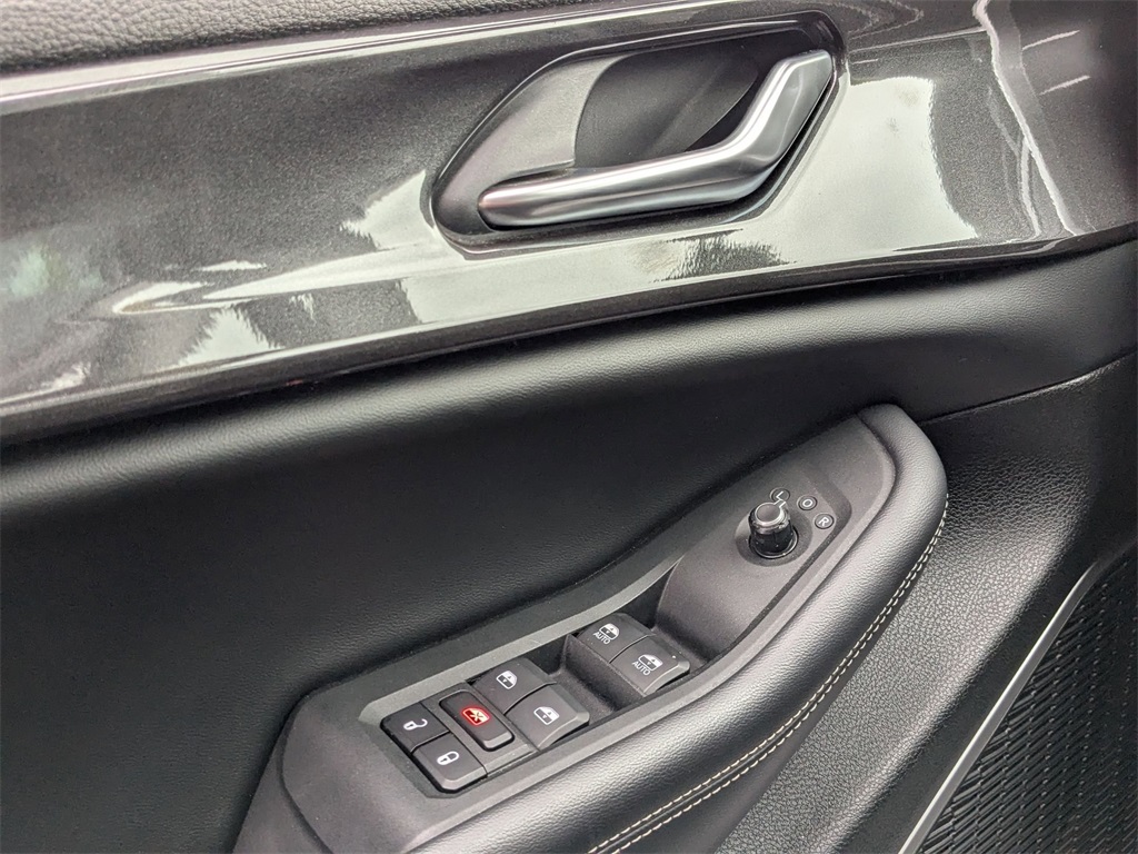 2022 Jeep Grand Cherokee Laredo photo 29