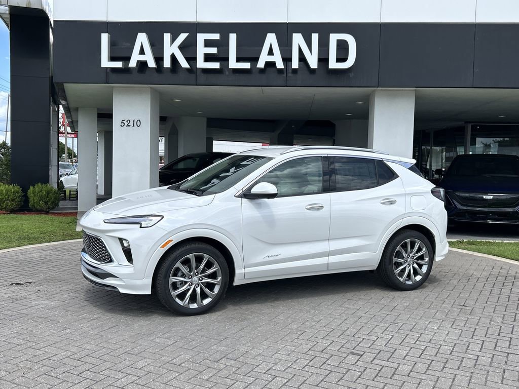 2026 Buick Encore GX Avenir photo 2