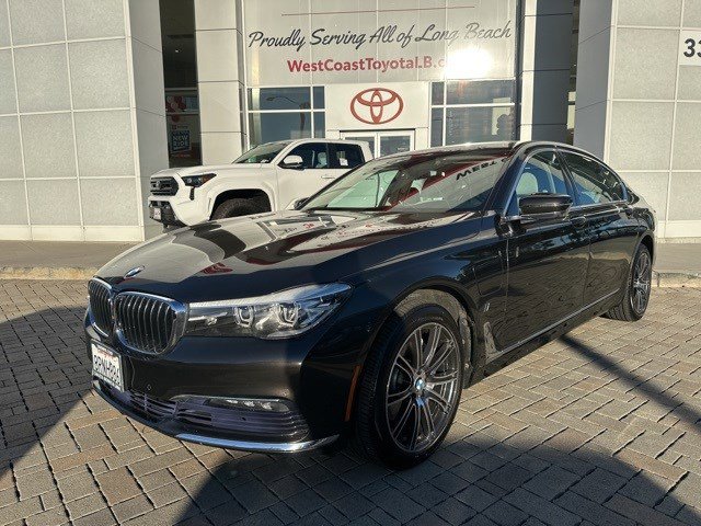 2017 BMW 7 Series 740's photo