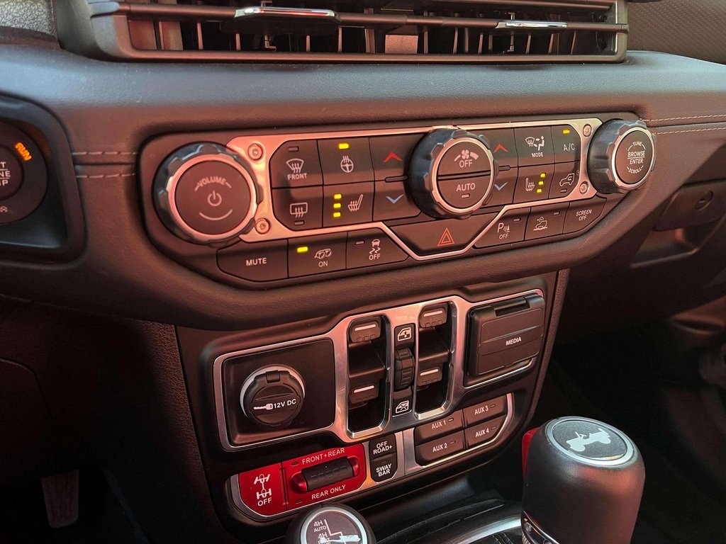 2024 Jeep Wrangler Rubicon 392 photo 12