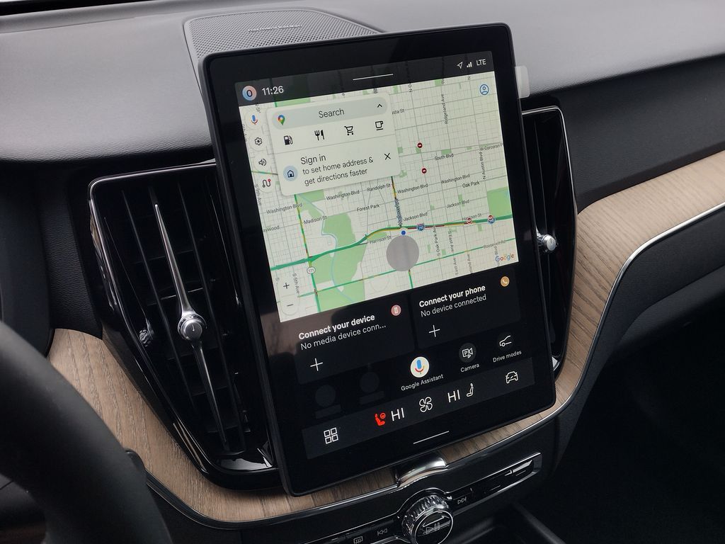 2026 VOLVO XC60 - Image 13