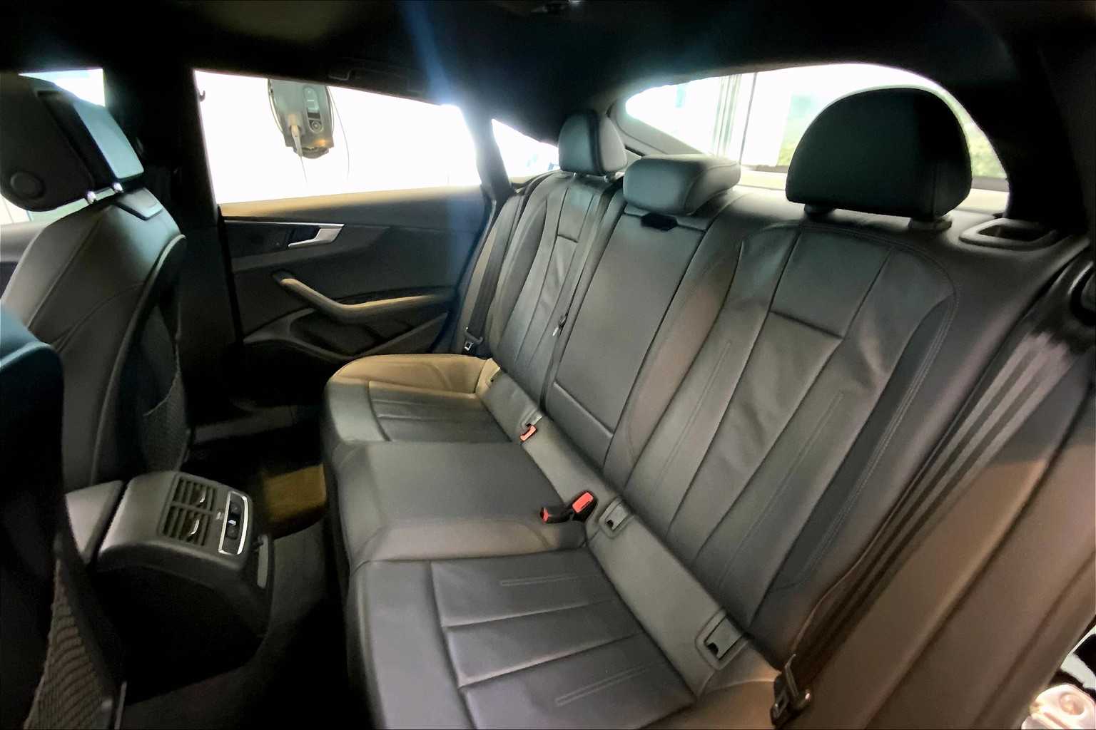 2019 Audi A5 Quattro Premium Plus S line photo 18
