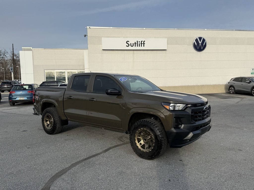 2023 Chevrolet Colorado Work Truck's photo