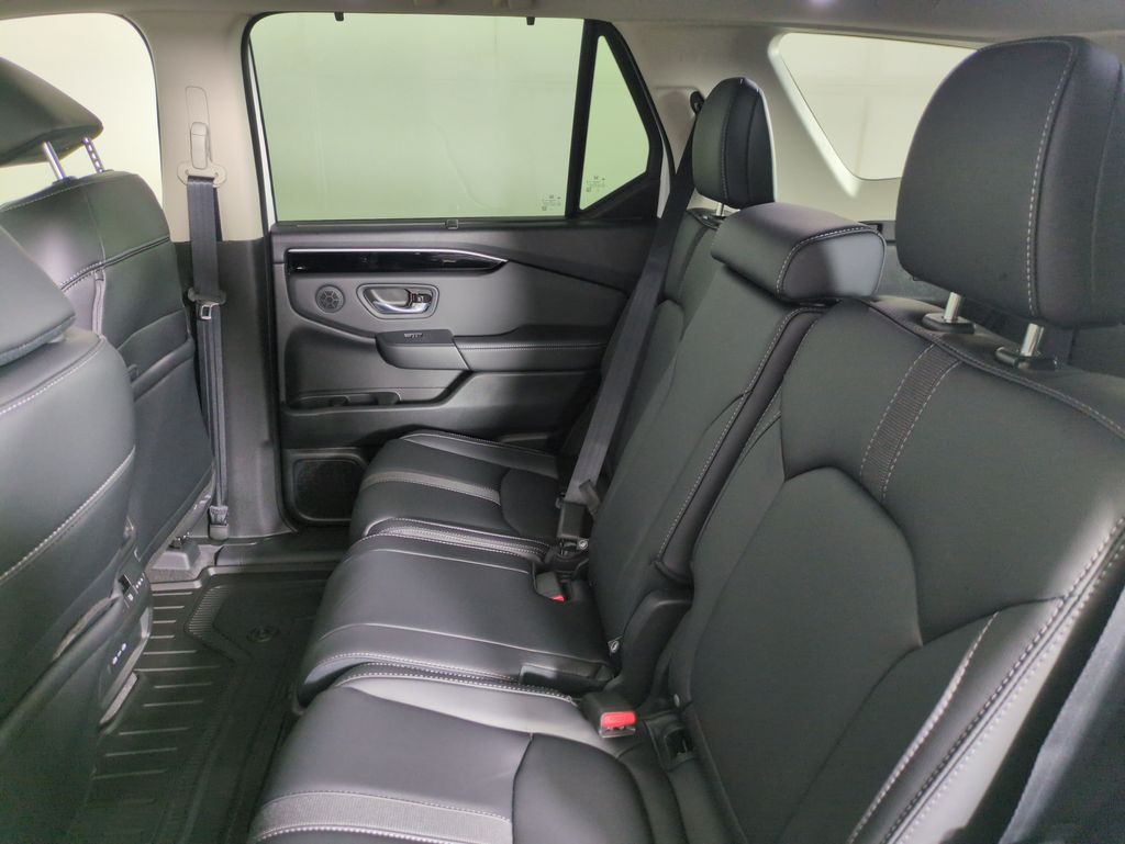 2025 Honda Pilot Touring photo 22