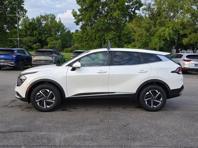 2023 Kia Sportage Hybrid LX photo 4
