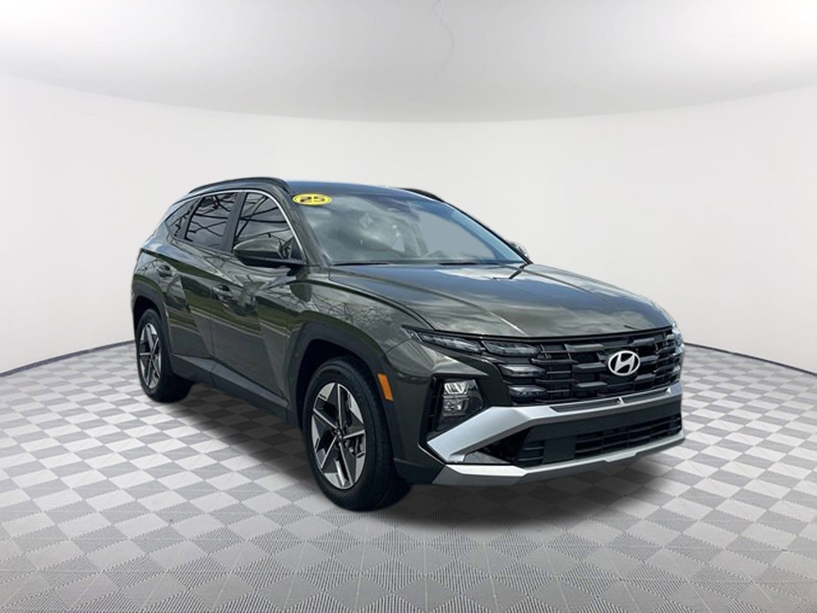 2025 Hyundai Tucson SEL photo 2