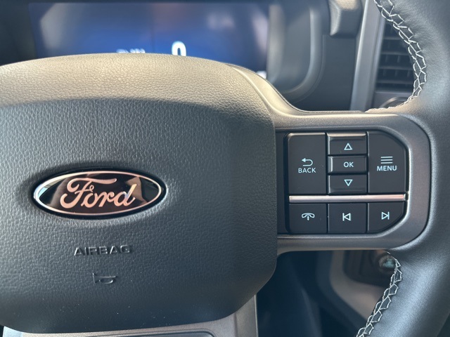 2025 Ford F-150 XLT photo 14
