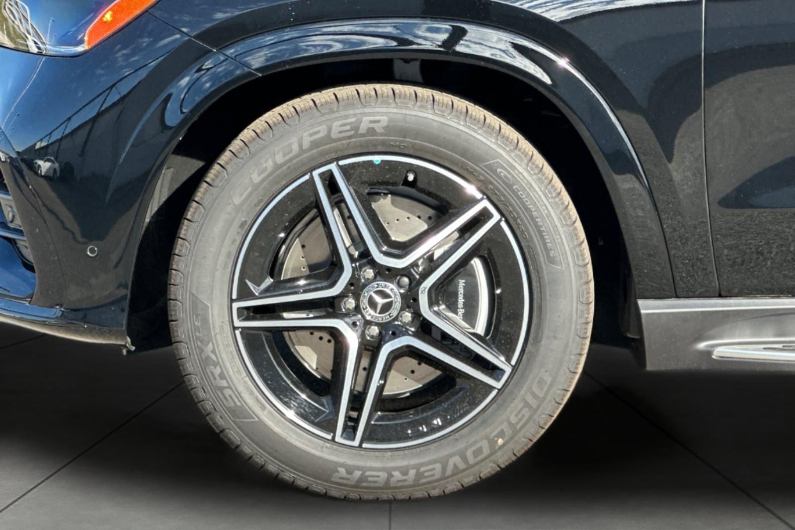 2026 Mercedes Benz GLE 450 4MATIC photo 4