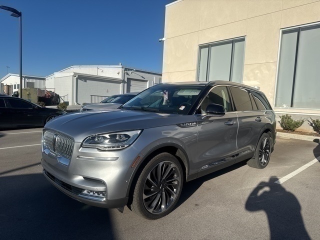 2022 Lincoln Aviator Reserve's photo
