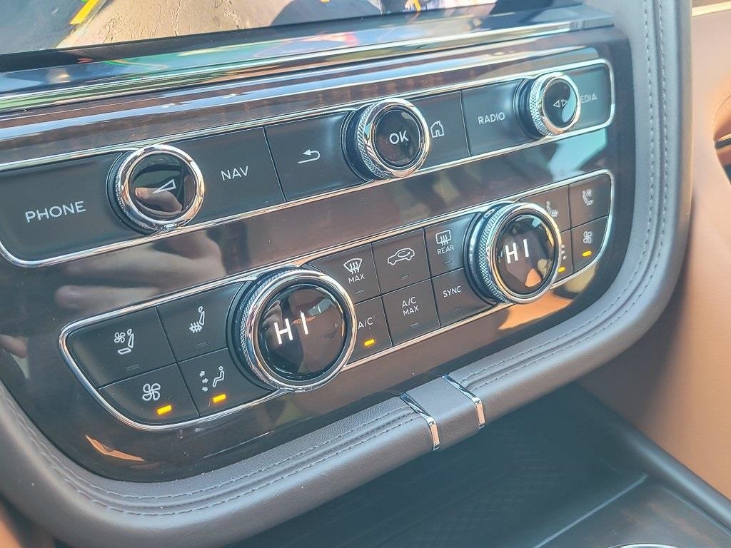 2021 BENTLEY BENTAYGA - Image 16